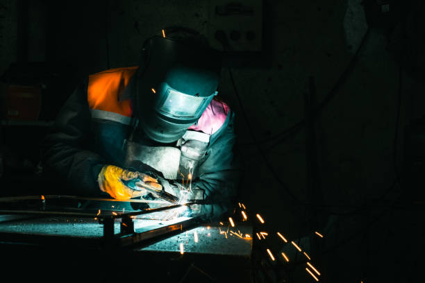 Welders Supply carries helmets to suit any welding need Passive shade and auto-darkening welding helmets for sale online