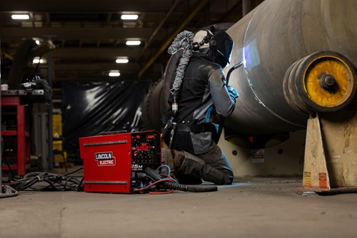 Lincoln VIKING™ 3250D FGS® SAR Welding Helmet, No Hose, K5443-1 attached to a machine