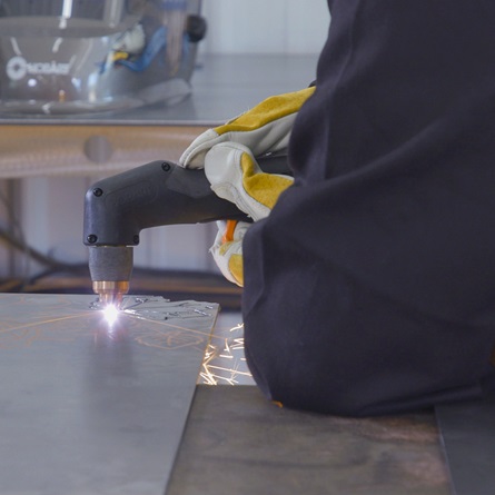 Hobart plasma cutter with 3/8 inch cut capacity