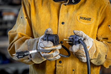 Hobart Stickmate® 160 DC Stick Welder #500585 - Multi-voltage input plug