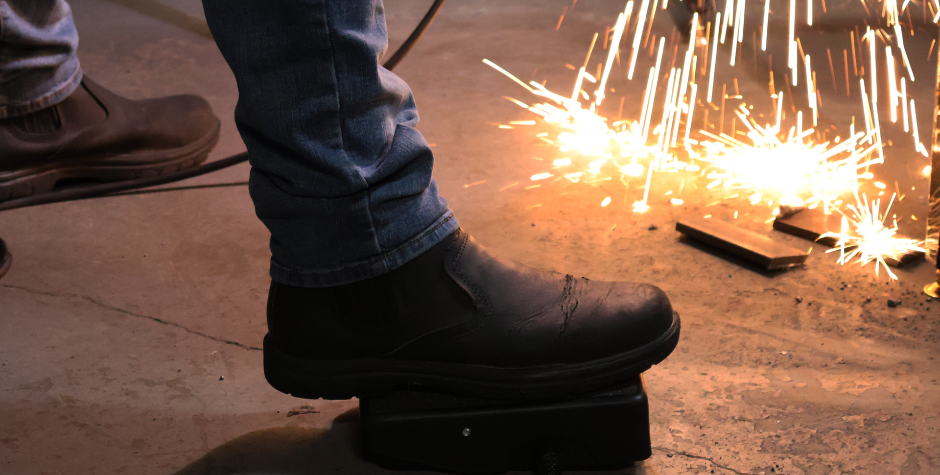 Razorweld RazorArc 200diT Stick/TIG Welder #JRW200diT foot pedal