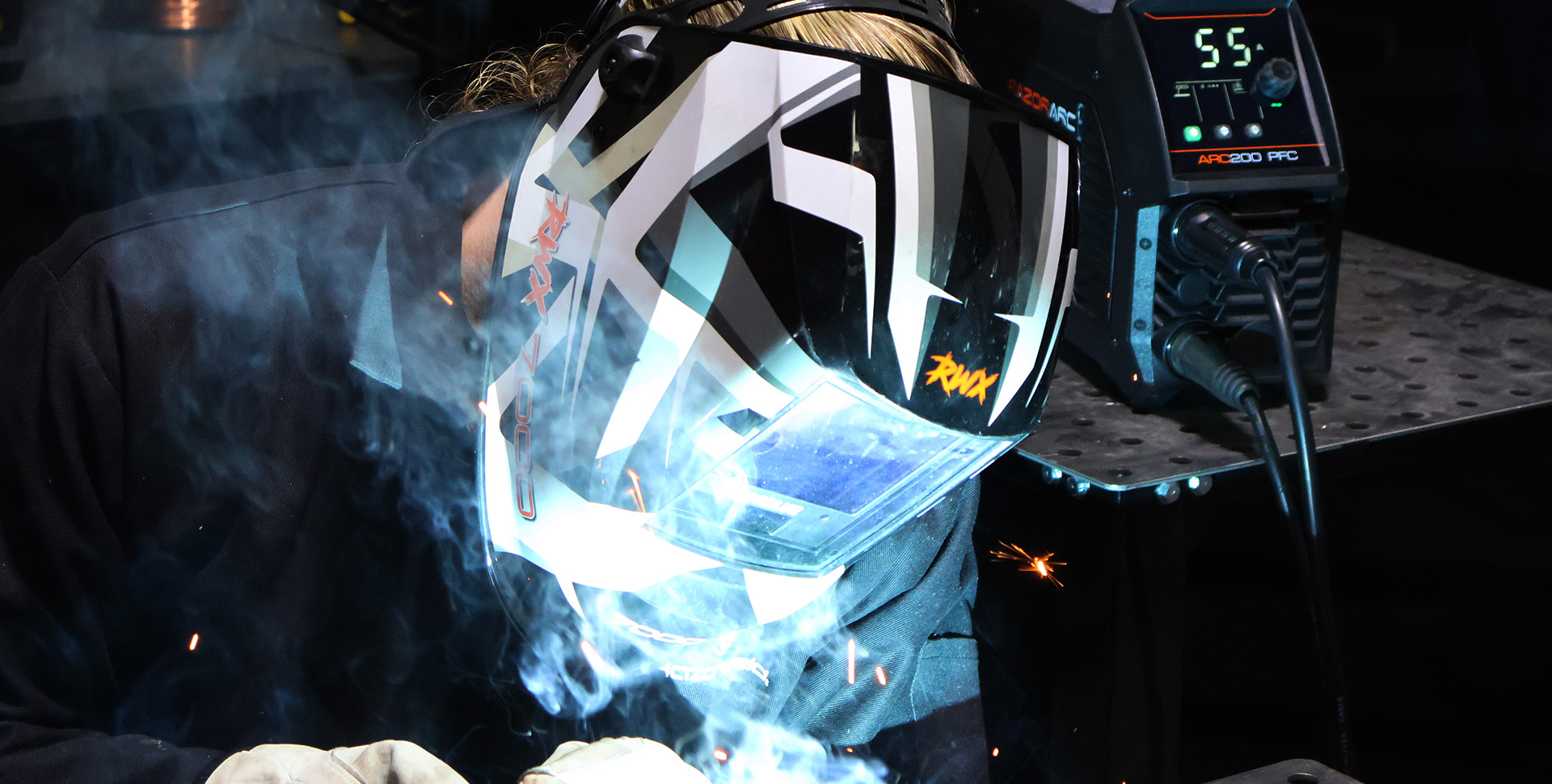 Razorweld RazorArc 200diT Stick/TIG Welder #JRW200diT application