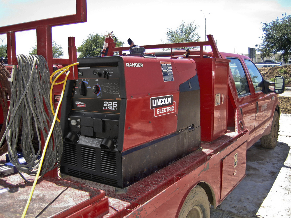 Photo courtesy of The Lincoln Electric Company, Cleveland, OH, USA. All Rights Reserved. Lincoln Electric Ranger engine-driven welder on sale